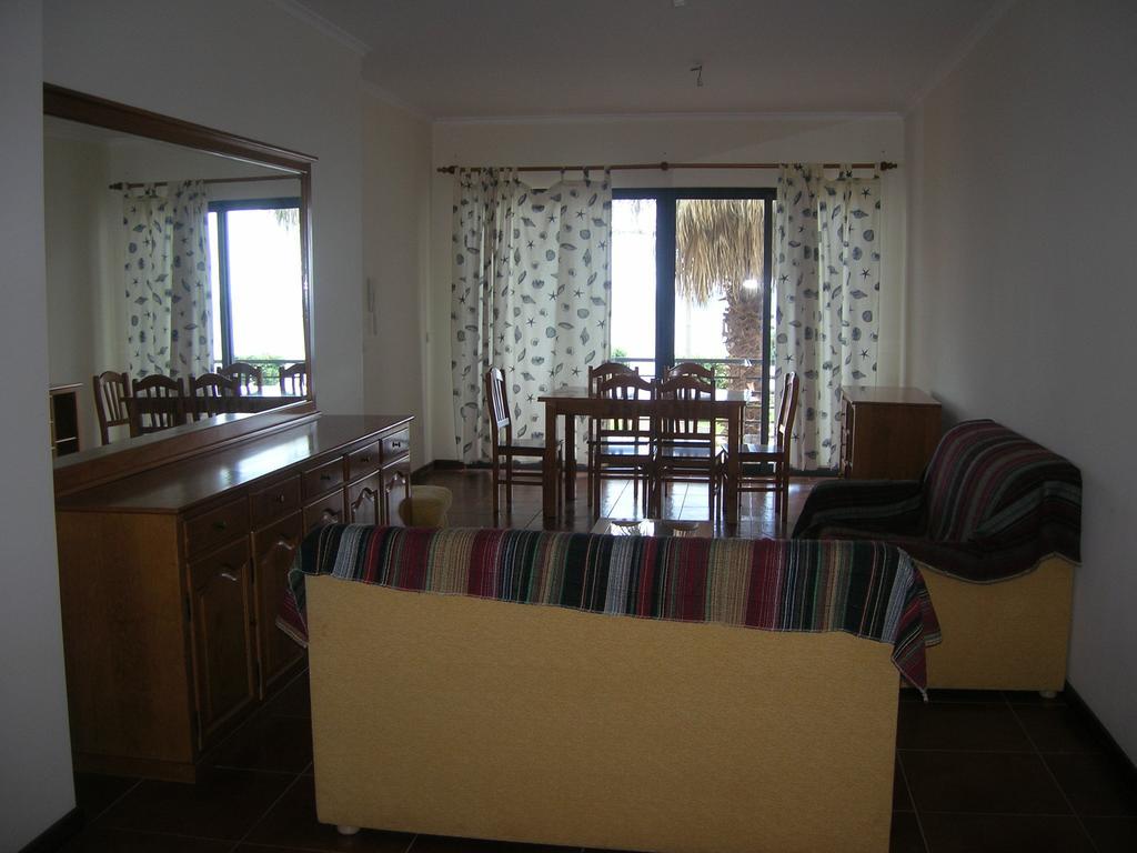 קניסל Apartamentos Amarelo חדר תמונה