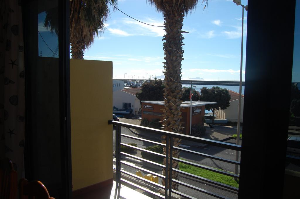 קניסל Apartamentos Amarelo חדר תמונה